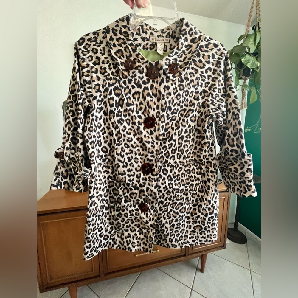 Forever Retro Look Leopard Print Coat With Green Lining